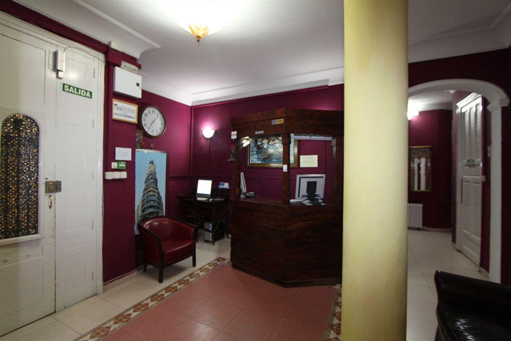 Hostal Gran Via 44 Мадрид Екстериор снимка