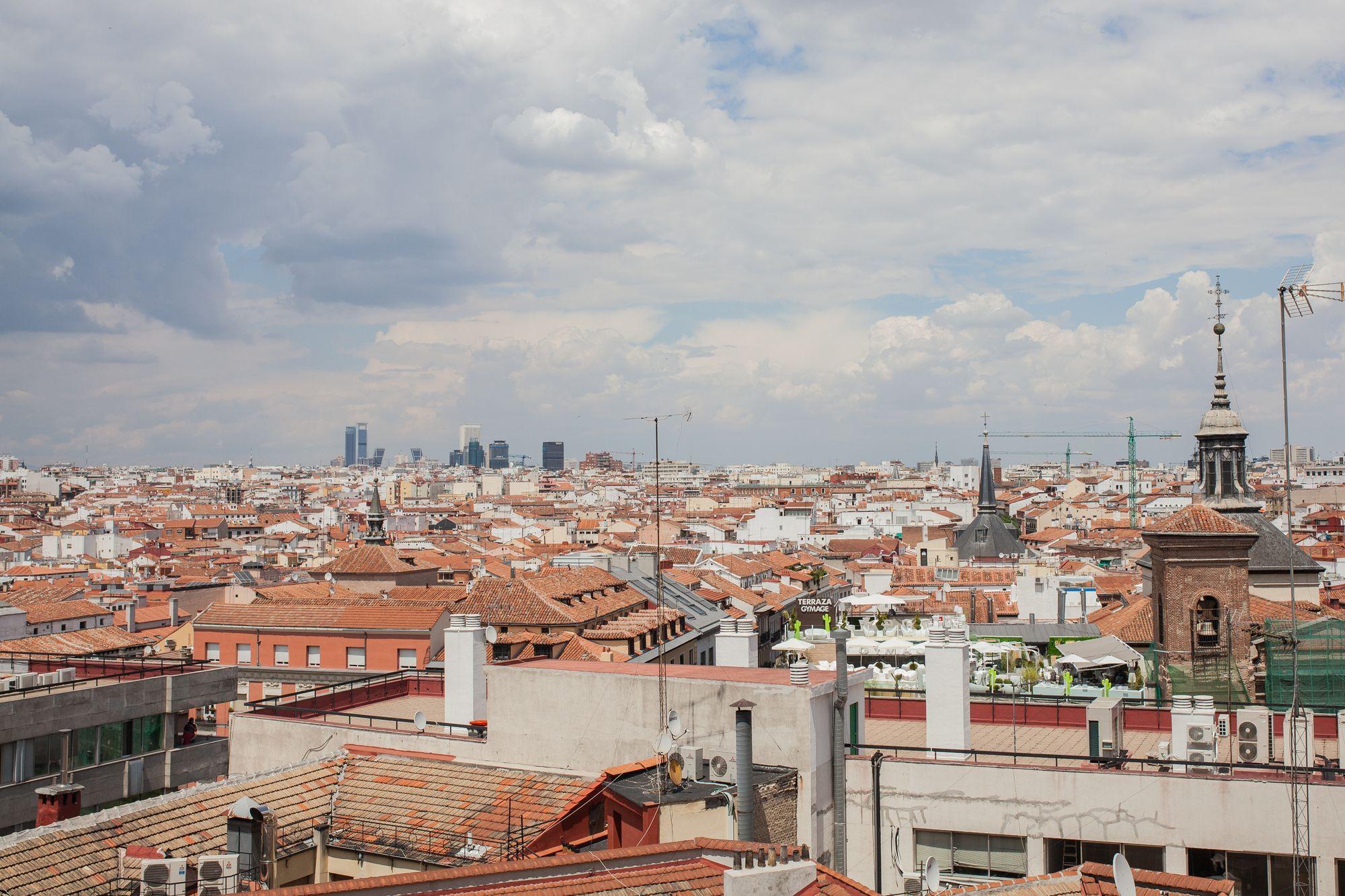 Hostal Gran Via 44 Мадрид Екстериор снимка